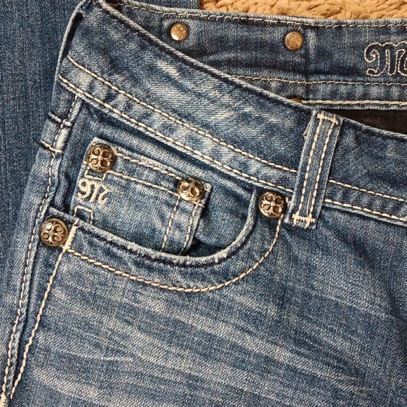 Miss me boot cut jeans, inseam 32 rise 7 firm price - Picture 2 of 6